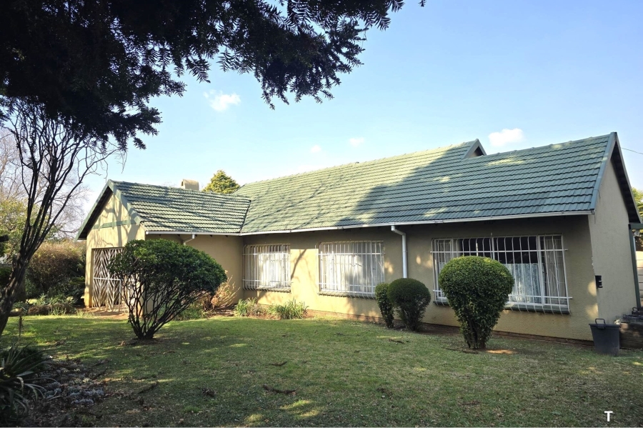 3 Bedroom Property for Sale in Klippoortje Gauteng