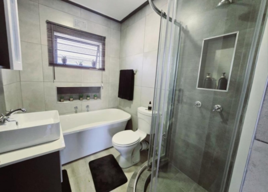 To Let 2 Bedroom Property for Rent in Montana Gauteng