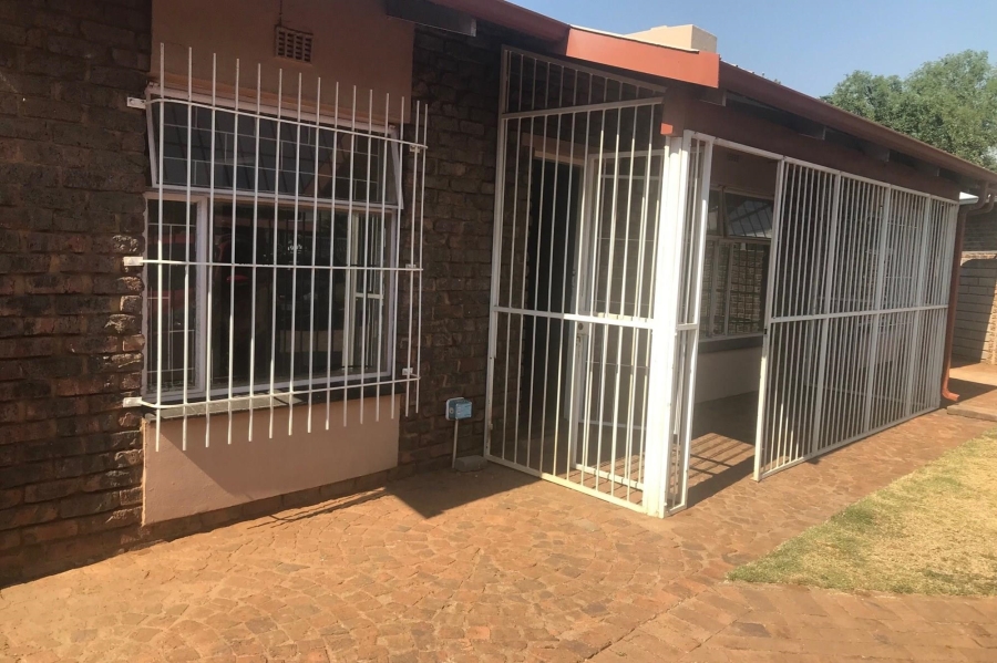 3 Bedroom Property for Sale in Impala Park Gauteng