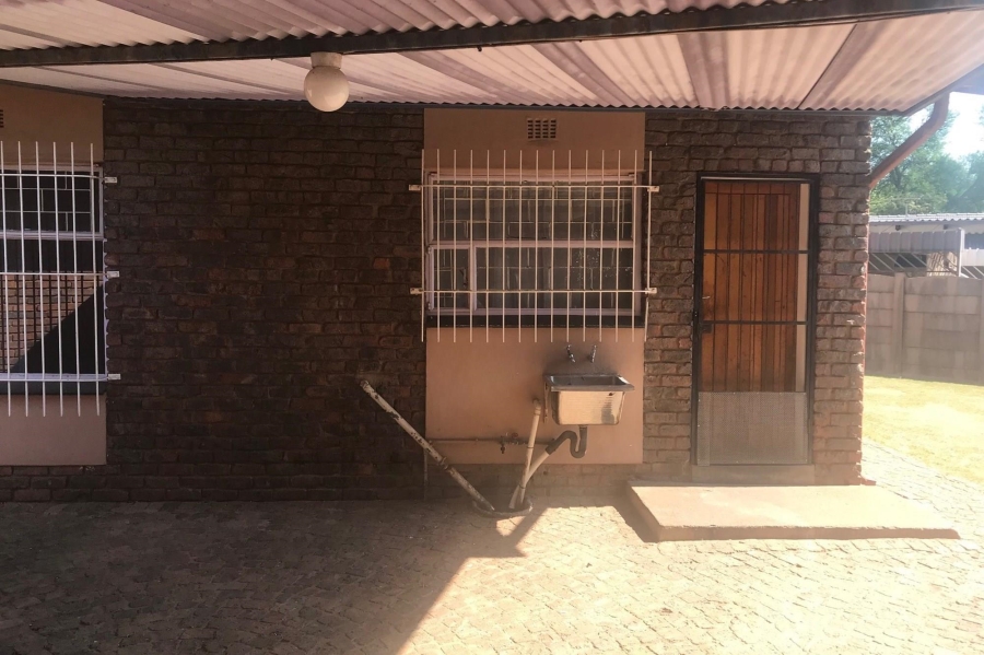 3 Bedroom Property for Sale in Impala Park Gauteng