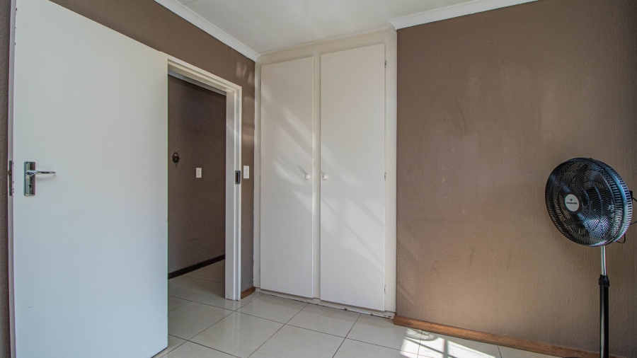 3 Bedroom Property for Sale in Country View Gauteng