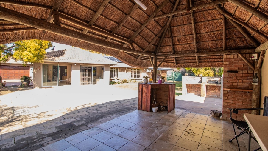 3 Bedroom Property for Sale in Country View Gauteng