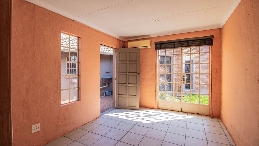 3 Bedroom Property for Sale in Country View Gauteng