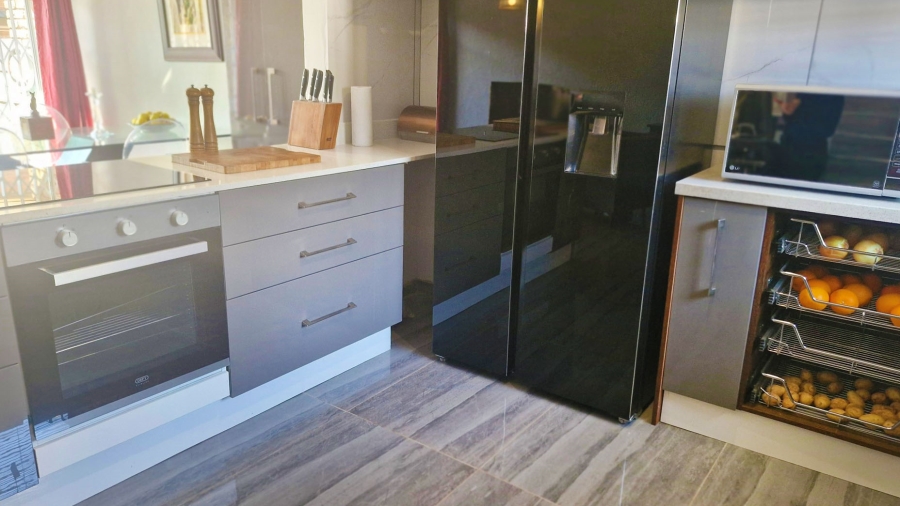 2 Bedroom Property for Sale in Lyndhurst Gauteng