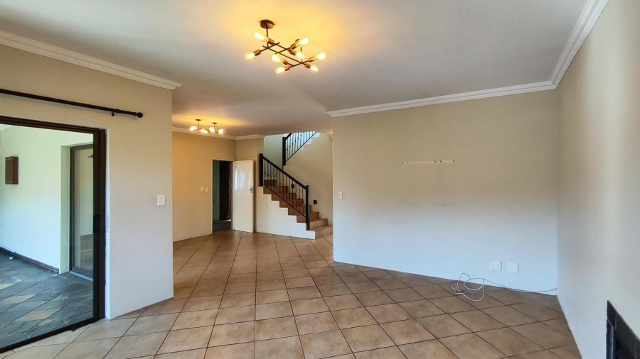 3 Bedroom Property for Sale in Glen Erasmia Gauteng