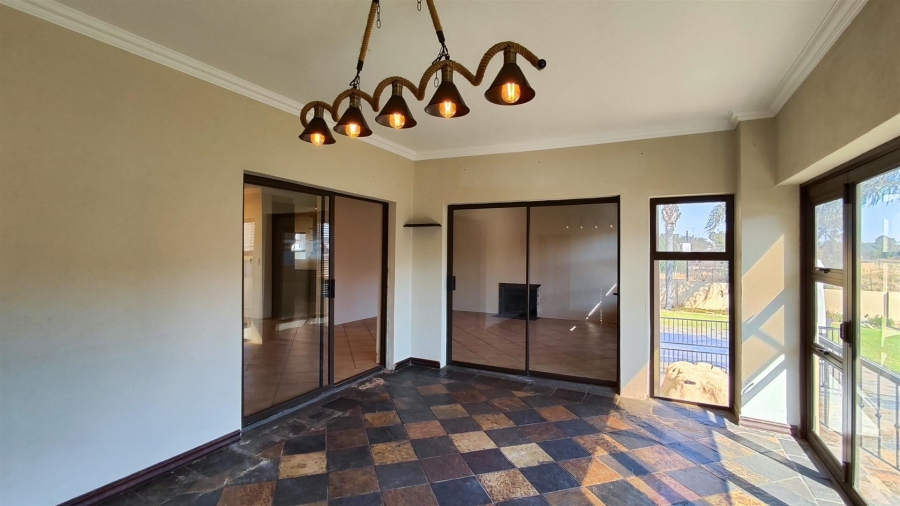 3 Bedroom Property for Sale in Glen Erasmia Gauteng