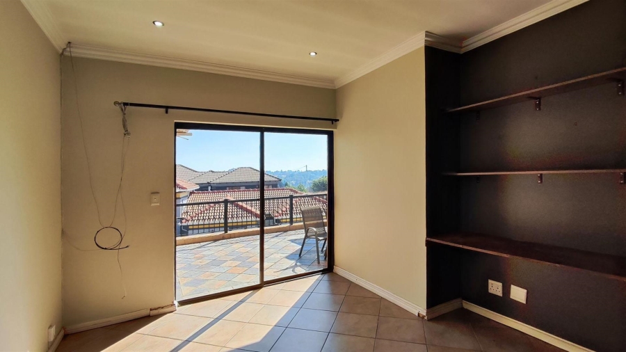3 Bedroom Property for Sale in Glen Erasmia Gauteng