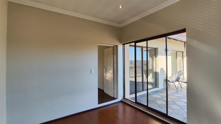 3 Bedroom Property for Sale in Glen Erasmia Gauteng