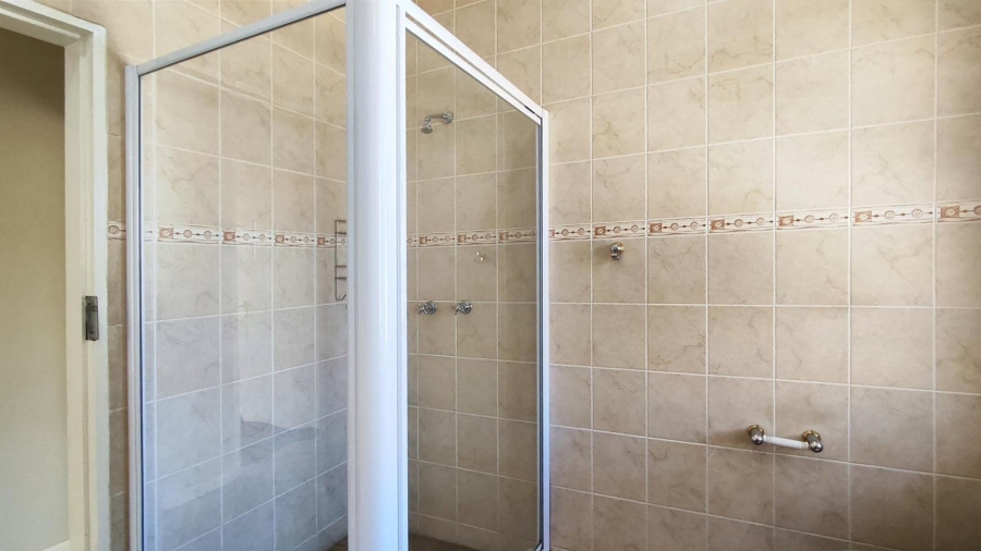3 Bedroom Property for Sale in Glen Erasmia Gauteng