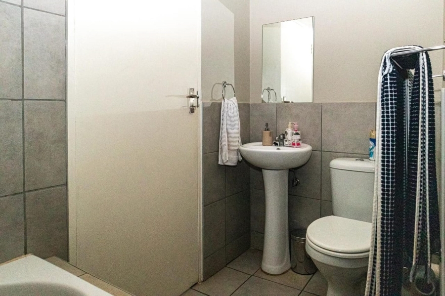 2 Bedroom Property for Sale in Sky City Gauteng