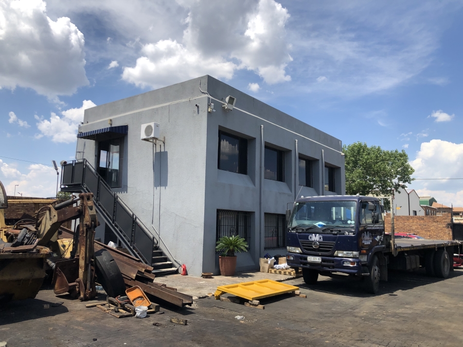 Commercial Property for Sale in Anderbolt Gauteng