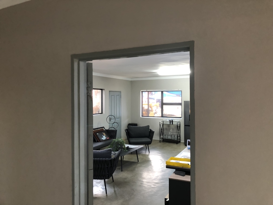 Commercial Property for Sale in Anderbolt Gauteng