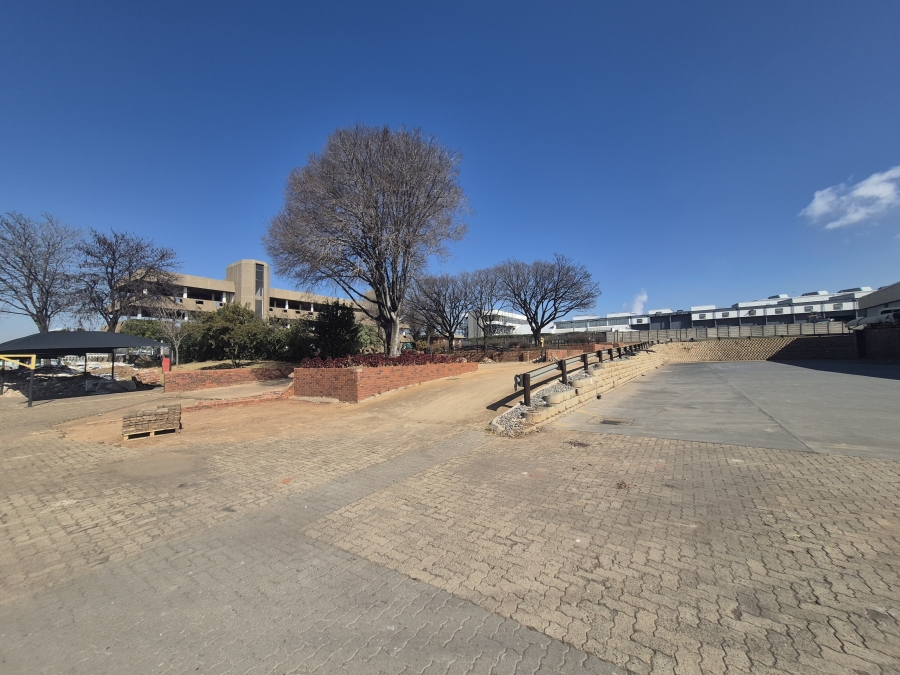 To Let commercial Property for Rent in Isando Gauteng