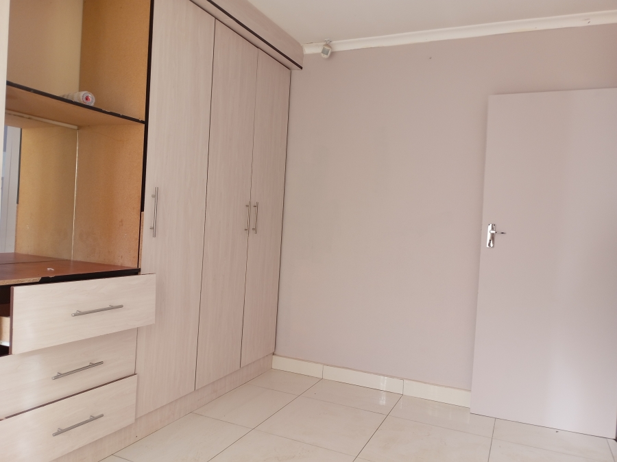 To Let 2 Bedroom Property for Rent in Elandspoort Gauteng