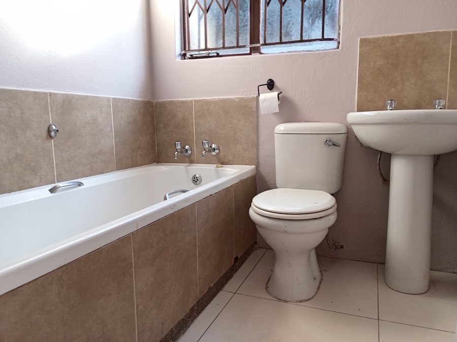 To Let 2 Bedroom Property for Rent in Elandspoort Gauteng