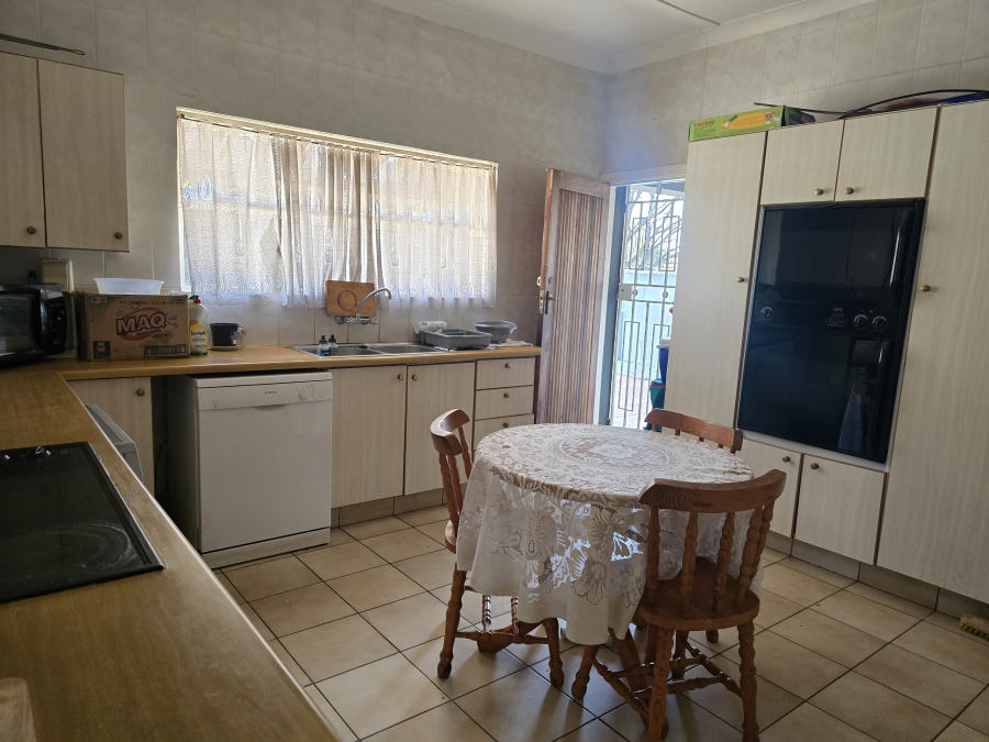 3 Bedroom Property for Sale in Oberholzer Gauteng