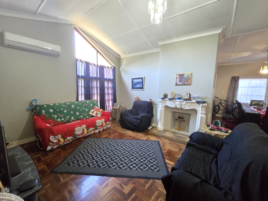 3 Bedroom Property for Sale in Oberholzer Gauteng