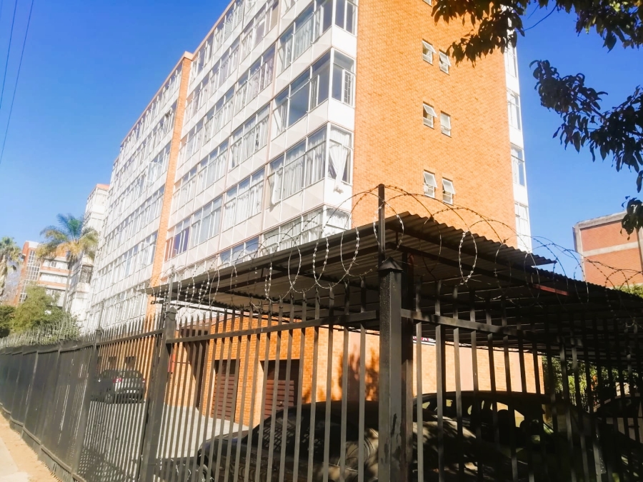 2 Bedroom Property for Sale in Sunnyside Gauteng