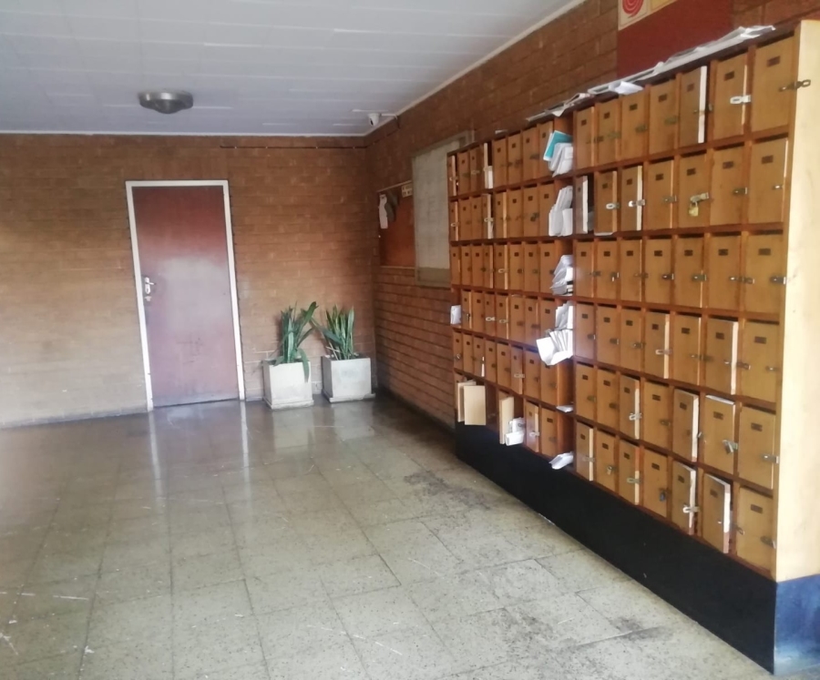 2 Bedroom Property for Sale in Sunnyside Gauteng
