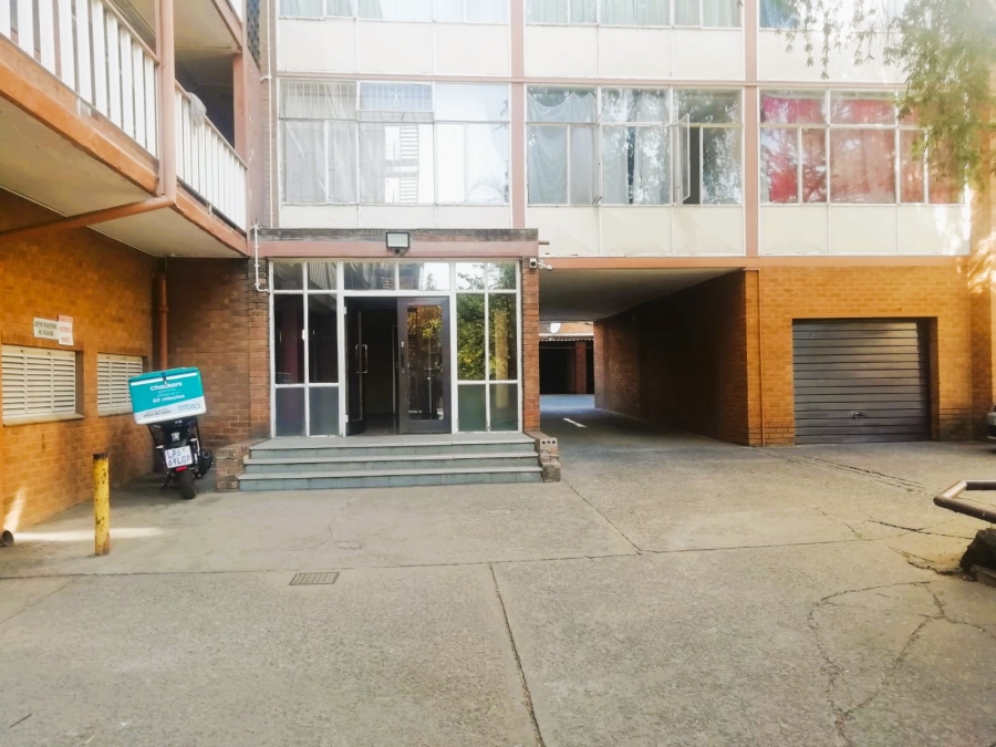 2 Bedroom Property for Sale in Sunnyside Gauteng