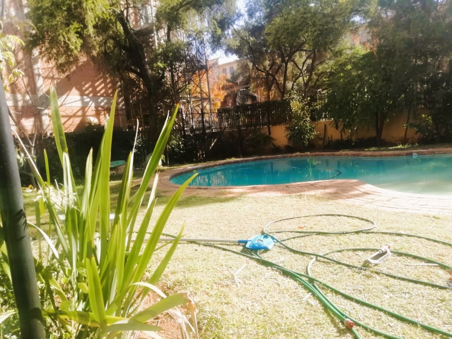 2 Bedroom Property for Sale in Sunnyside Gauteng