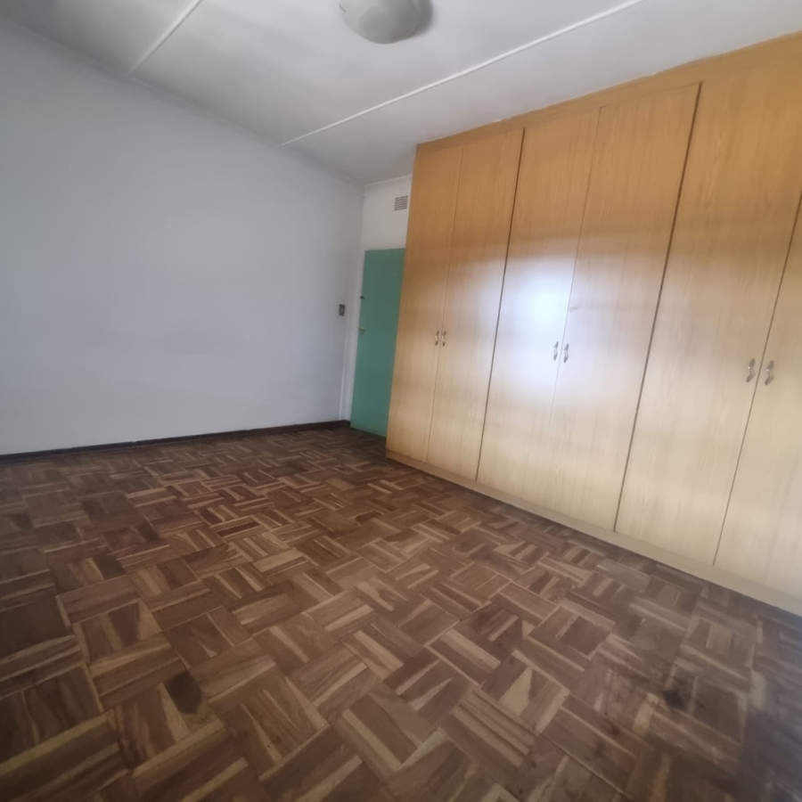 To Let 4 Bedroom Property for Rent in Booysens Gauteng
