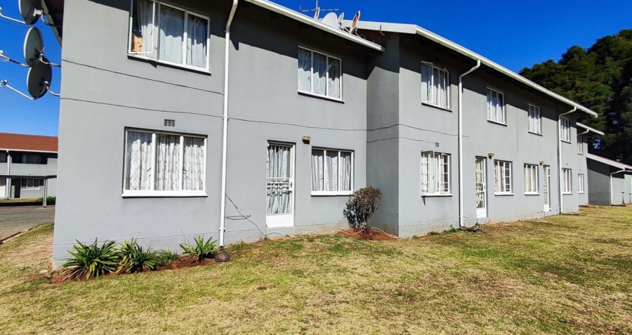 2 Bedroom Property for Sale in Glen Marais Gauteng