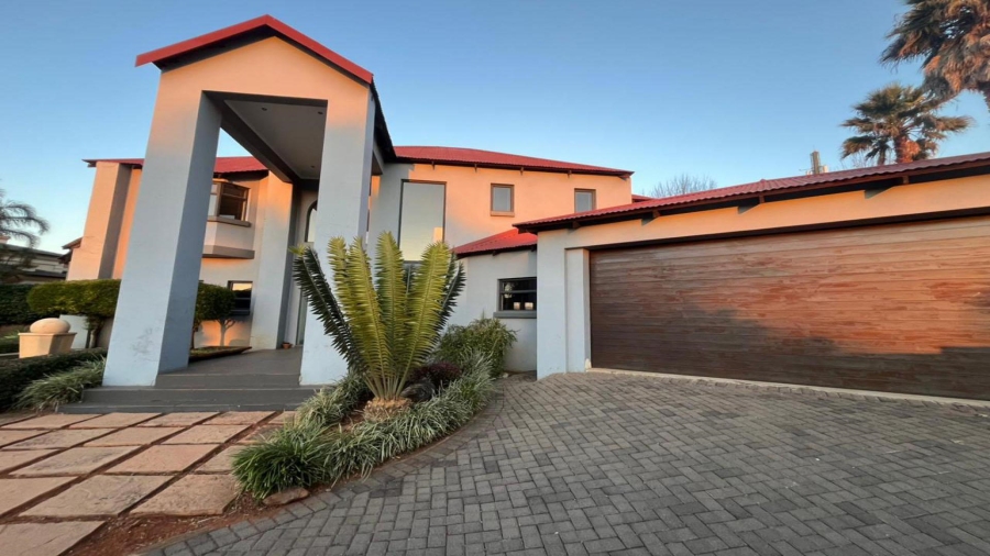 5 Bedroom Property for Sale in Glen Erasmia Gauteng