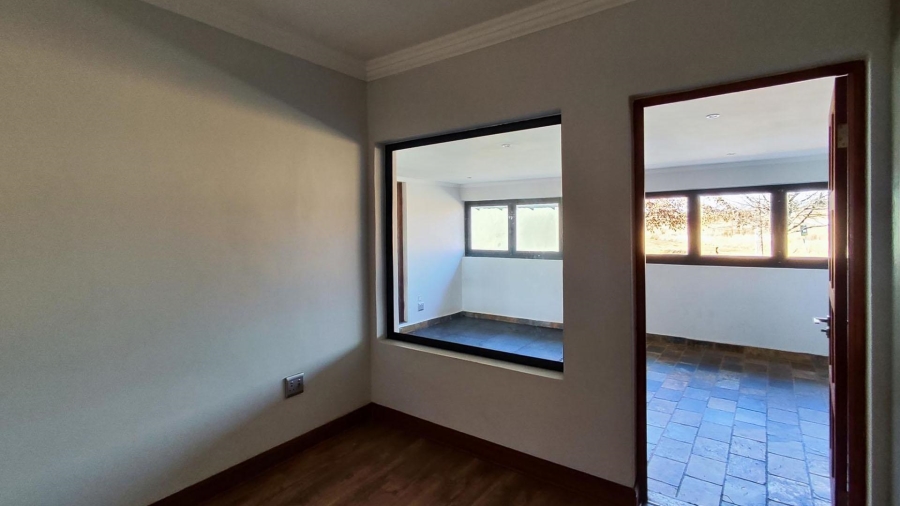 5 Bedroom Property for Sale in Glen Erasmia Gauteng