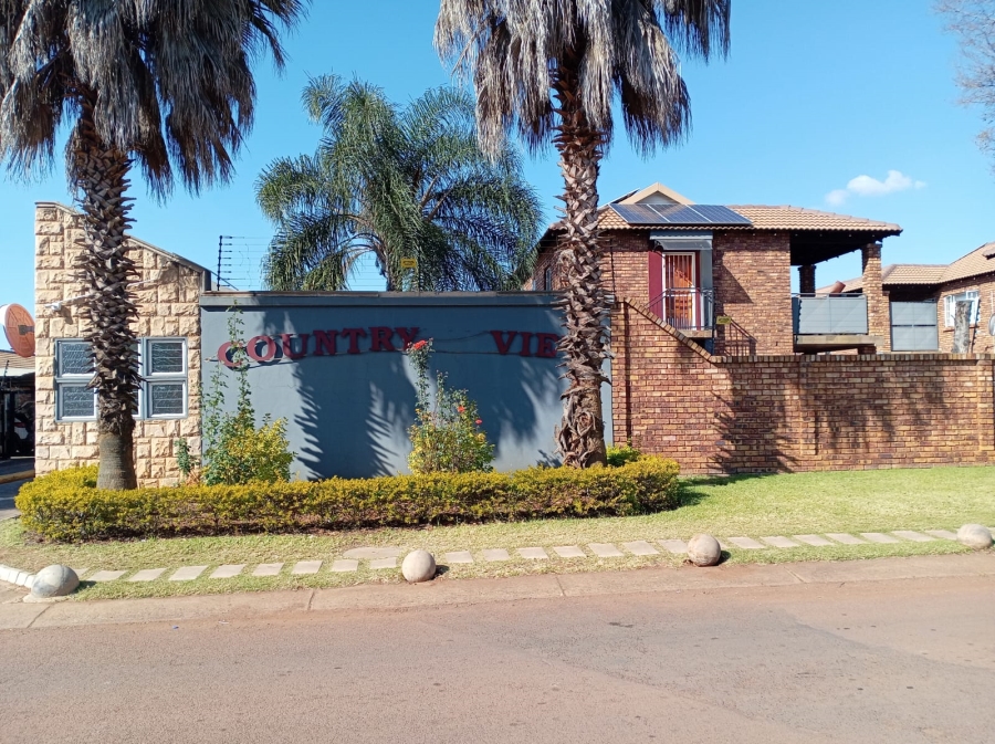 To Let 2 Bedroom Property for Rent in Andeon AH Gauteng