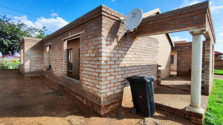 3 Bedroom Property for Sale in Selcourt Gauteng