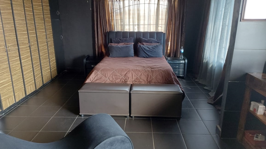3 Bedroom Property for Sale in Selection Park Gauteng