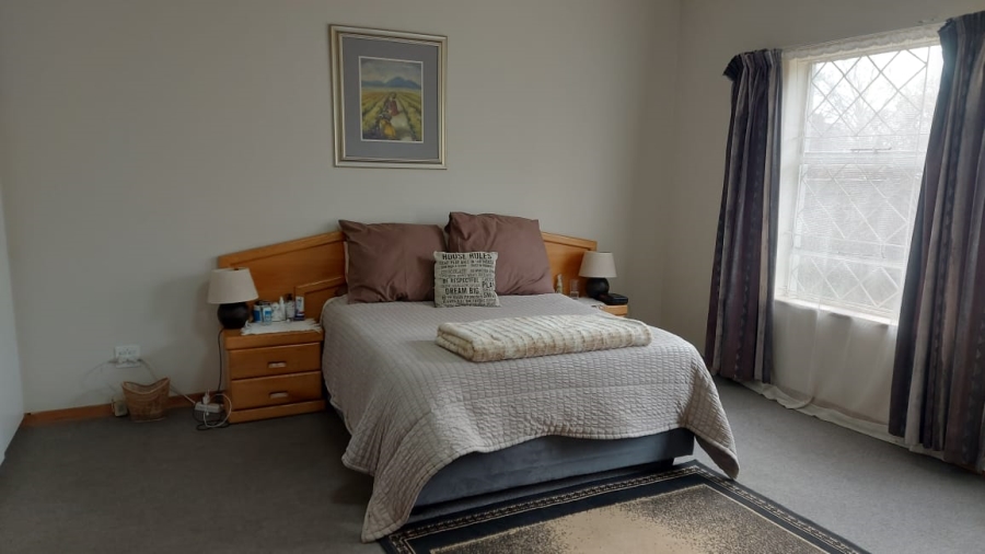 3 Bedroom Property for Sale in Selection Park Gauteng