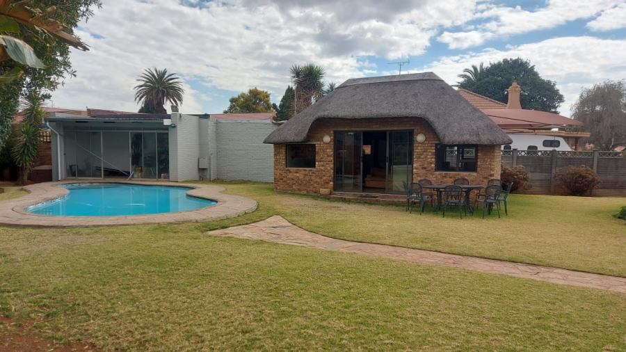 3 Bedroom Property for Sale in Selection Park Gauteng