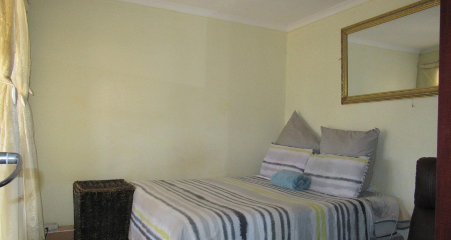 2 Bedroom Property for Sale in Witpoortjie Gauteng