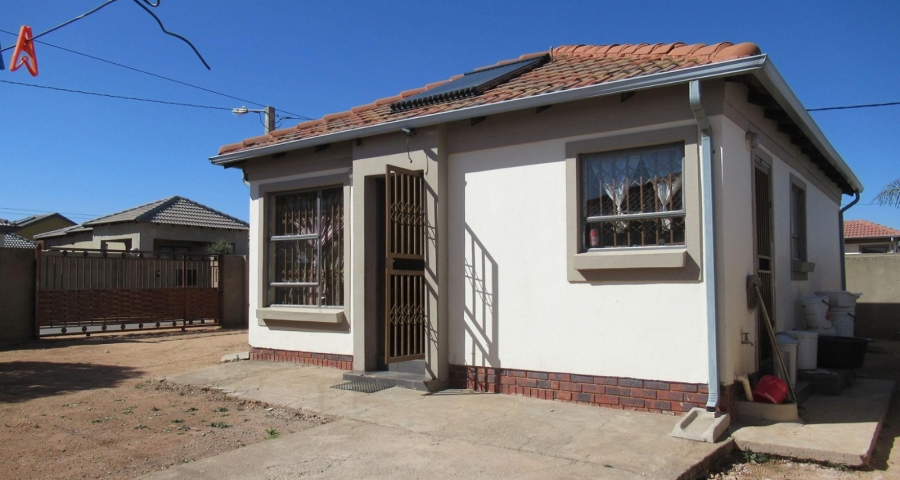 2 Bedroom Property for Sale in Witpoortjie Gauteng