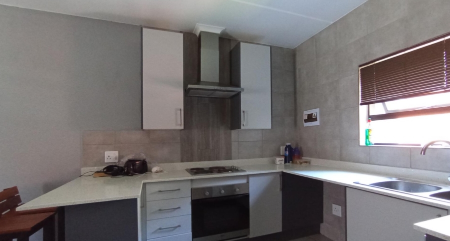 3 Bedroom Property for Sale in Witpoortjie Gauteng