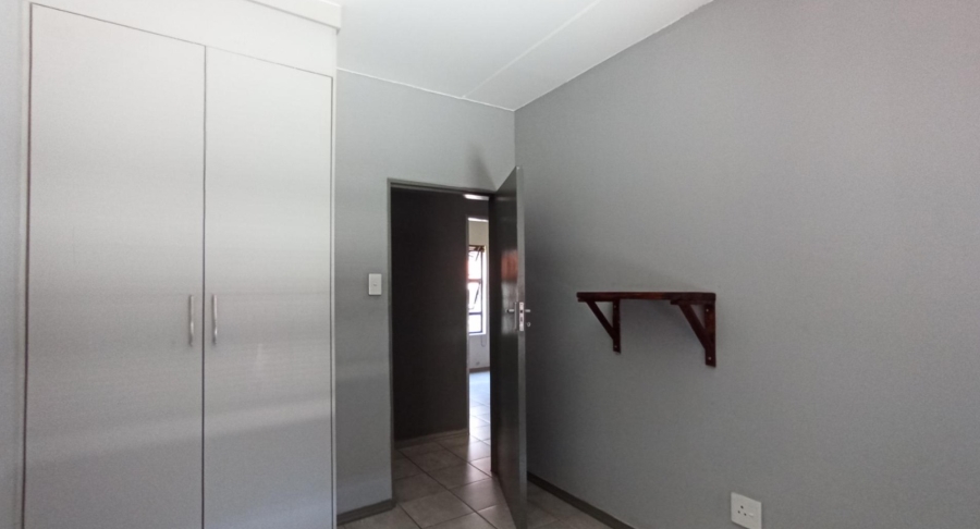 3 Bedroom Property for Sale in Witpoortjie Gauteng