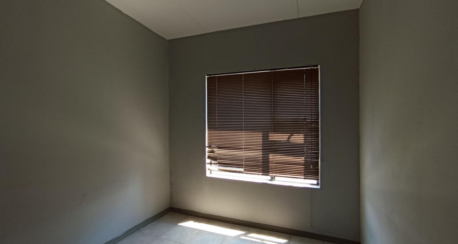 3 Bedroom Property for Sale in Witpoortjie Gauteng