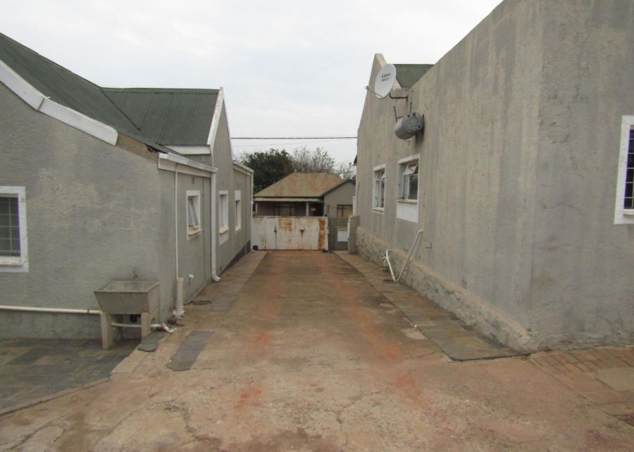 3 Bedroom Property for Sale in Brixton Gauteng