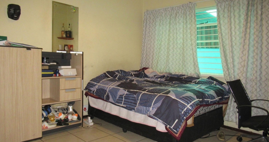 5 Bedroom Property for Sale in Brixton Gauteng