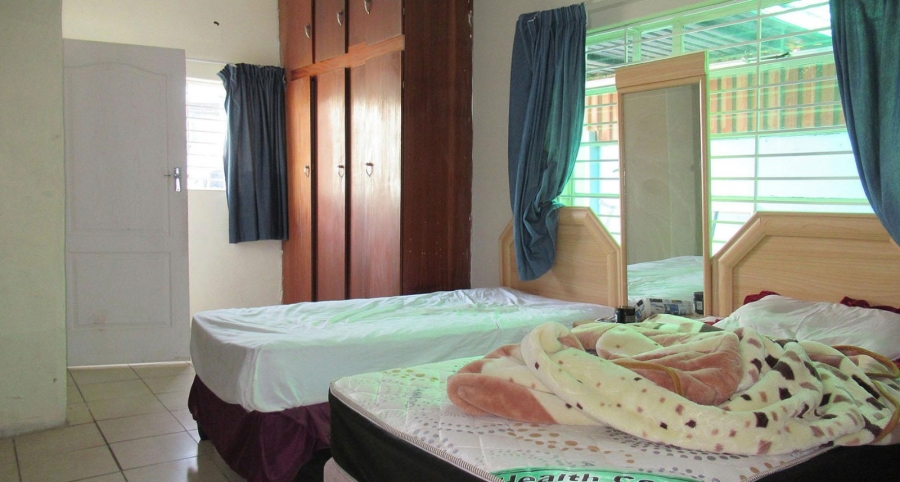 5 Bedroom Property for Sale in Brixton Gauteng
