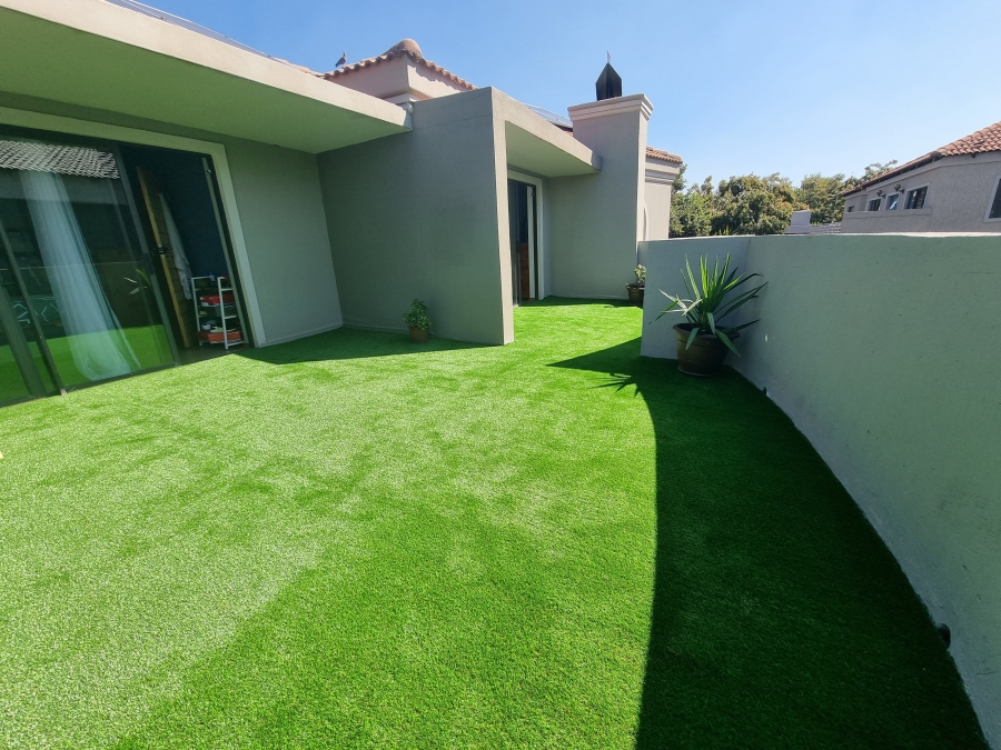 To Let 3 Bedroom Property for Rent in La Como Lifestyle Estate Gauteng