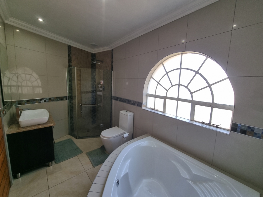To Let 3 Bedroom Property for Rent in La Como Lifestyle Estate Gauteng
