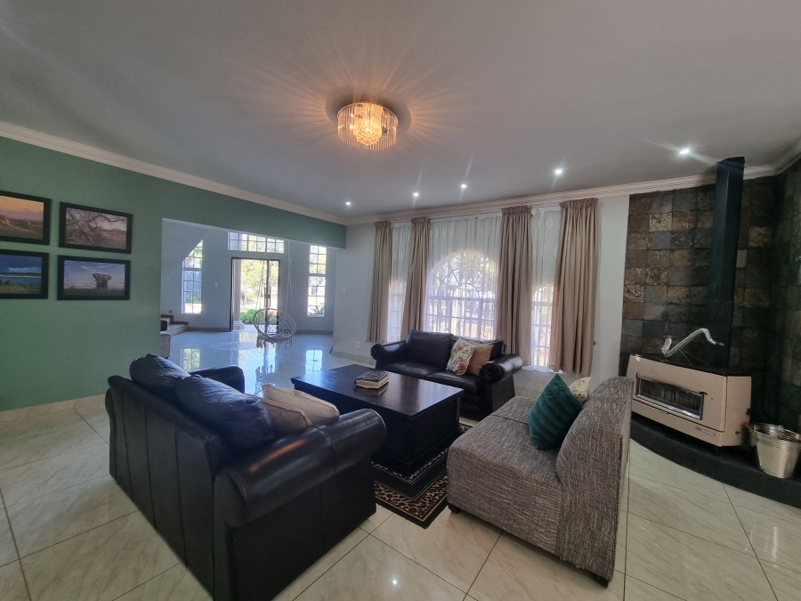 To Let 3 Bedroom Property for Rent in La Como Lifestyle Estate Gauteng