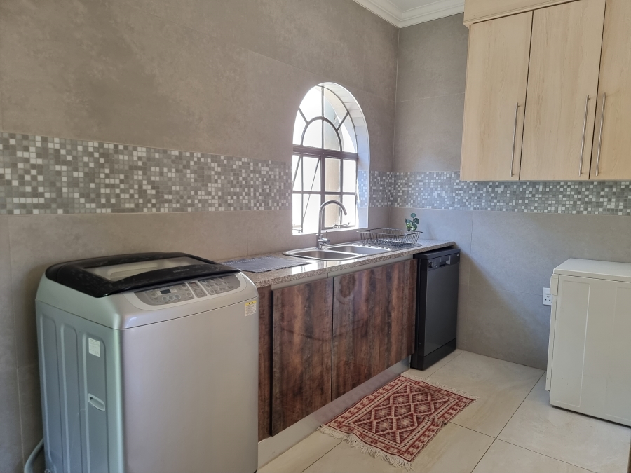 To Let 3 Bedroom Property for Rent in La Como Lifestyle Estate Gauteng