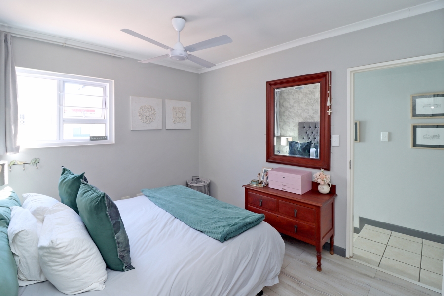 2 Bedroom Property for Sale in Bryanston Gauteng