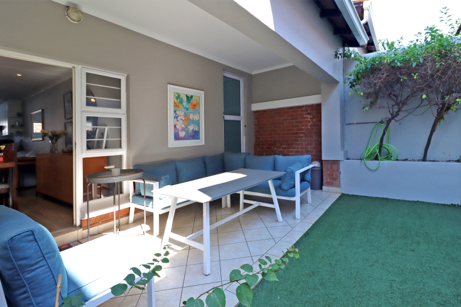 2 Bedroom Property for Sale in Bryanston Gauteng