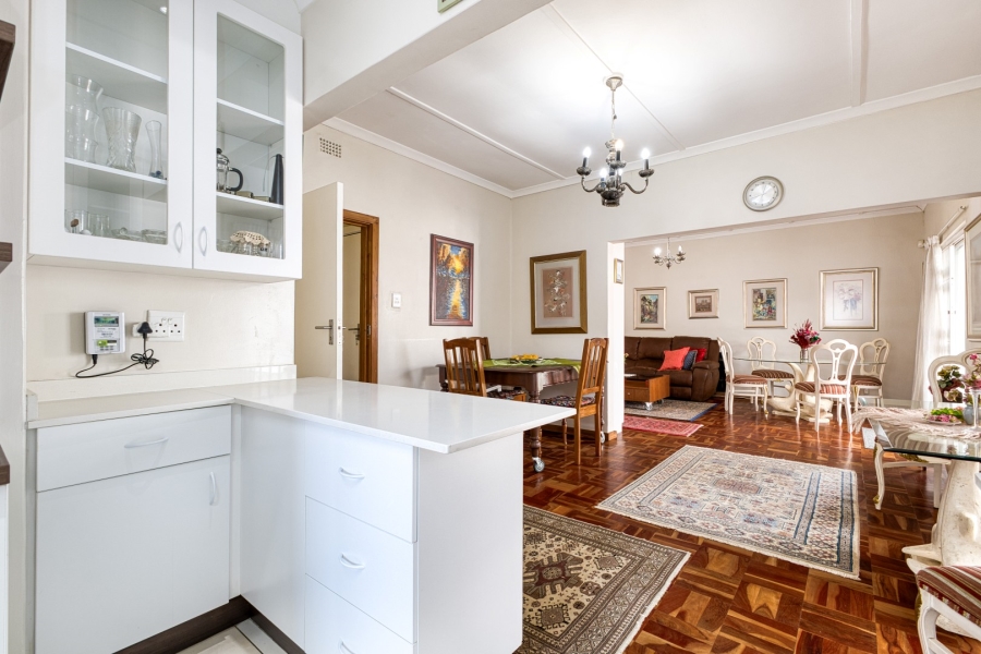 2 Bedroom Property for Sale in Linden Gauteng