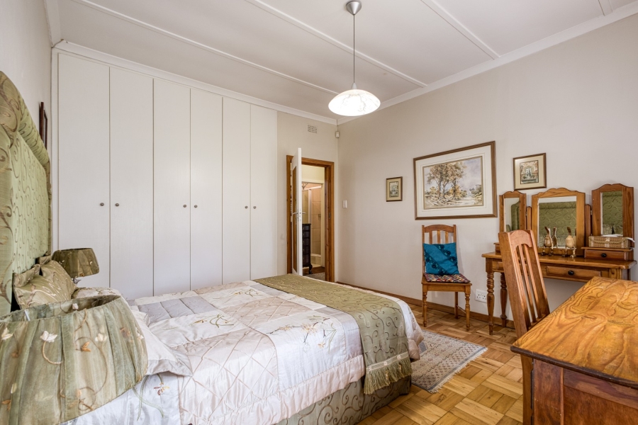 2 Bedroom Property for Sale in Linden Gauteng